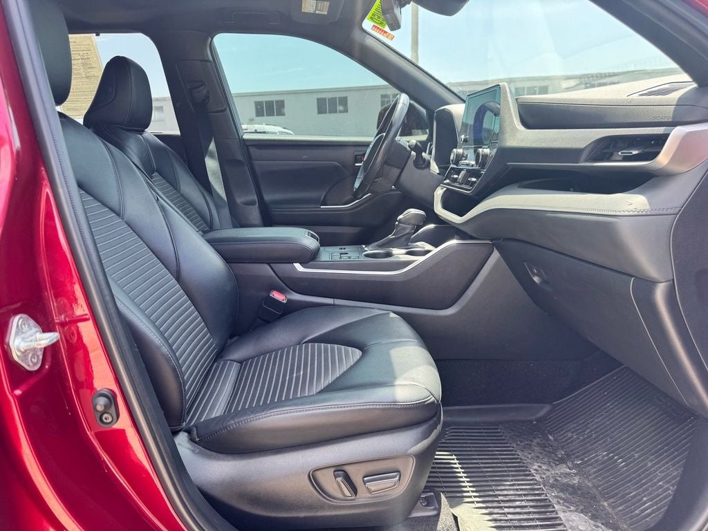 2023 Toyota Highlander XSE